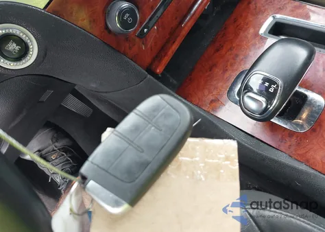 2014 Chrysler 300 z USA, uszkodzony, nr VIN 2C3CCAAG9EH336159